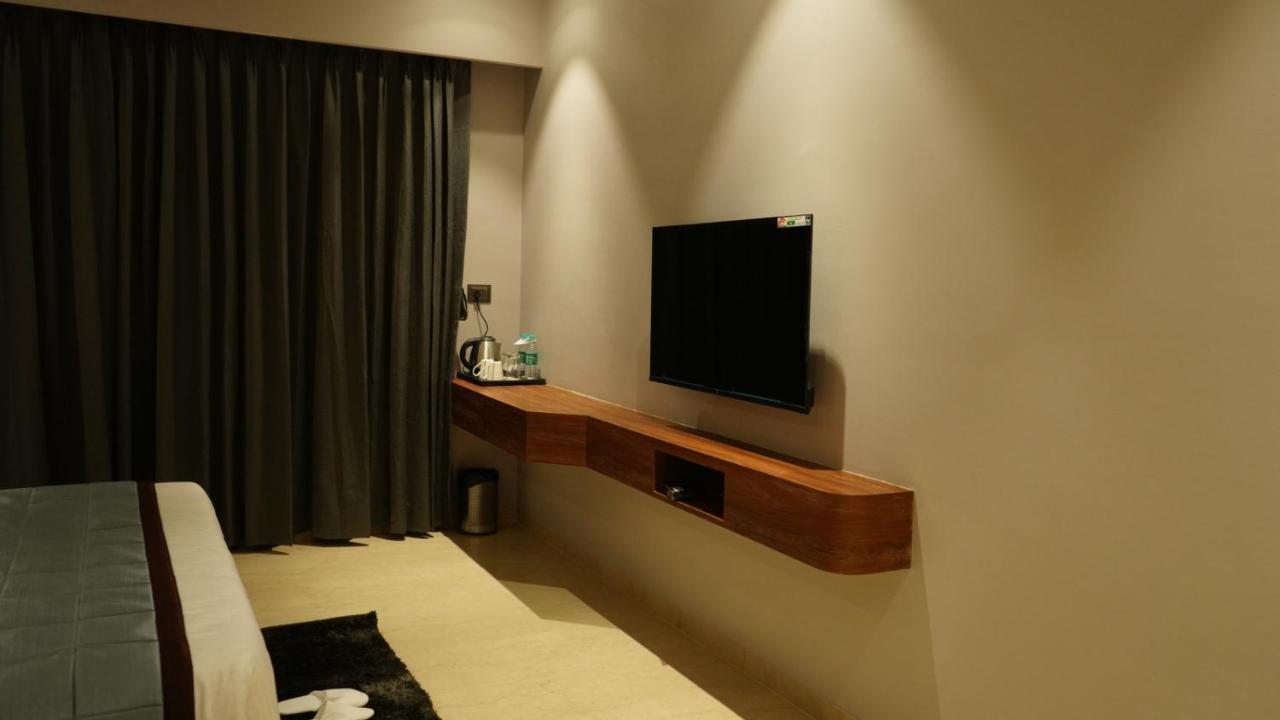 Alaukik Hotel Shirdi Zewnętrze zdjęcie