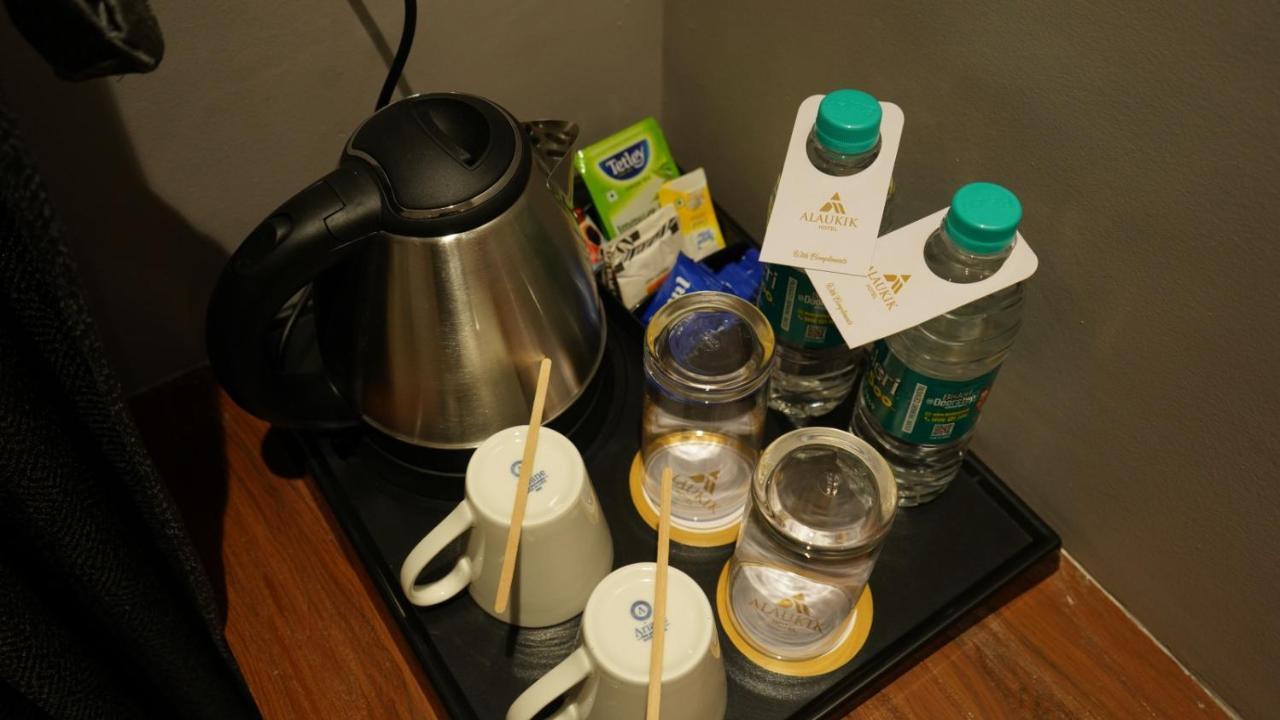 Alaukik Hotel Shirdi Zewnętrze zdjęcie